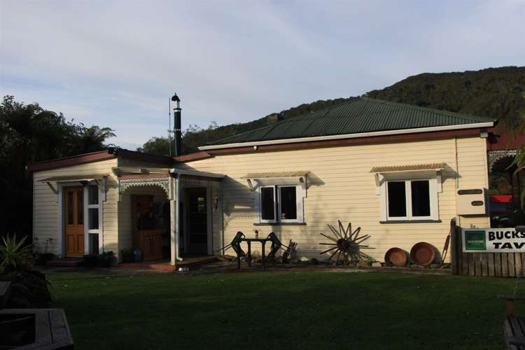 4 Waterloo Street Taylorville_21