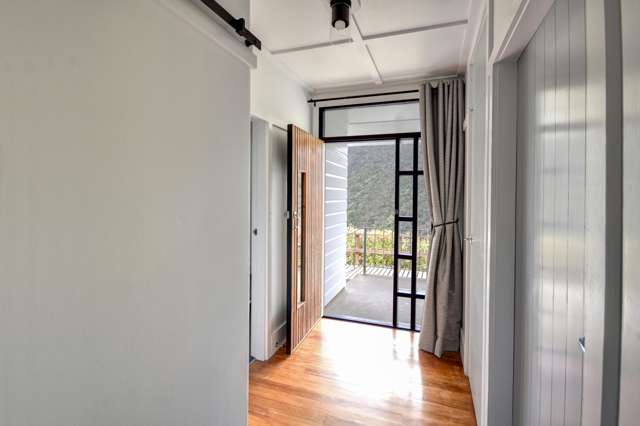 11 Morepork Lane Waipori_4