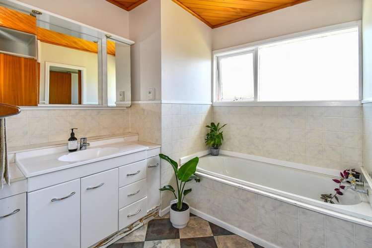 16 Mccall Place Opaheke_8