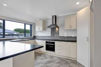 76A Glover Road_2