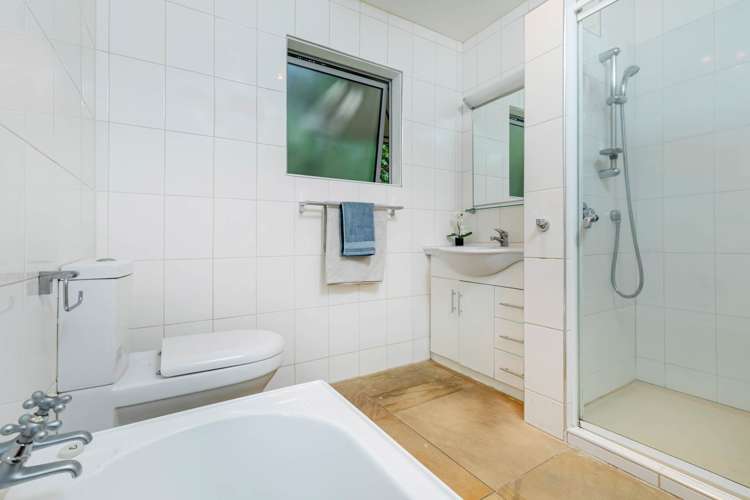 24 Korotaha Terrace Rothesay Bay_27