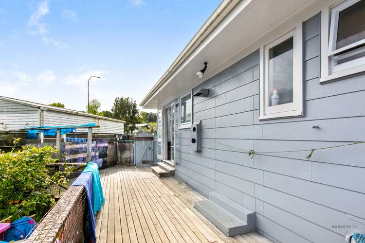 53 Captain Scott Road Glen Eden_9