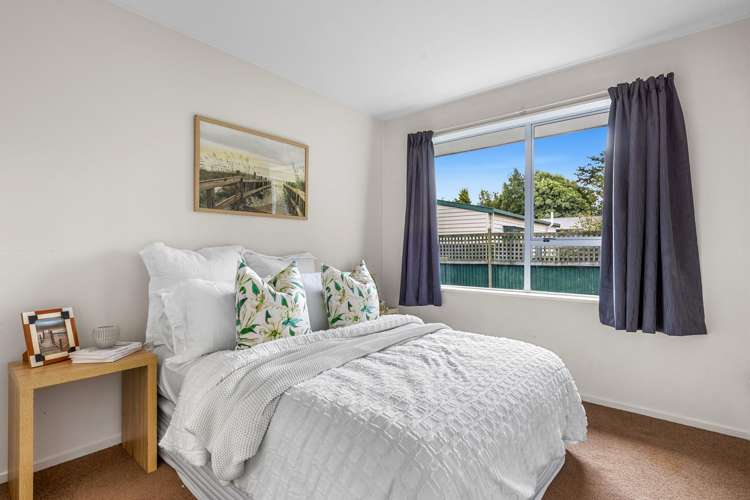 2/64 Mackworth Street_3