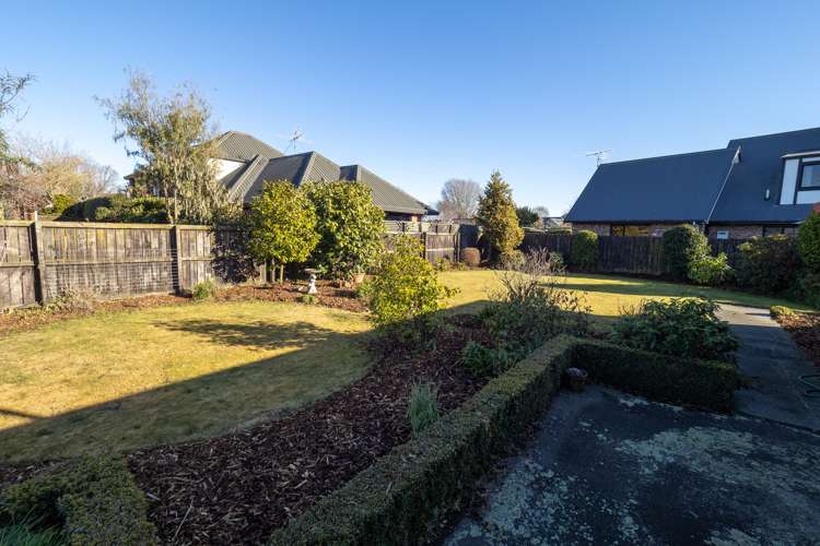 34 Pages Road Allenton_18