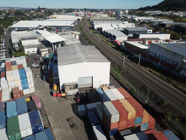 Pilkington Park/171 Pilkington Road Pt England_3