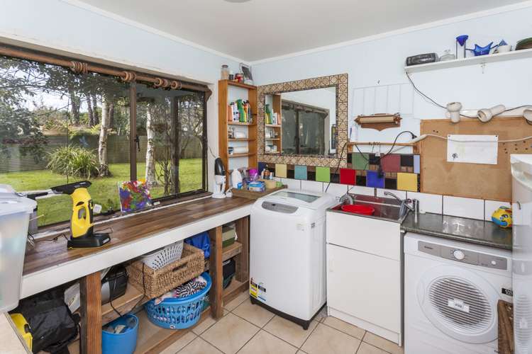 7 Aileen Place Whangamata_22