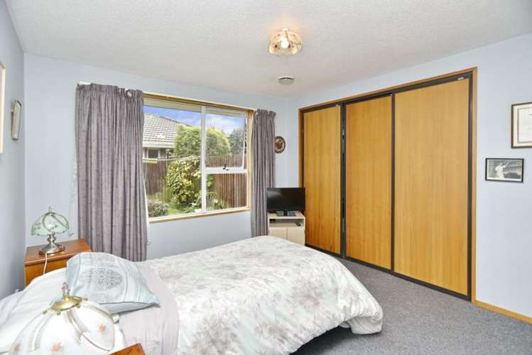 1/7 Palamino Place Woolston_11