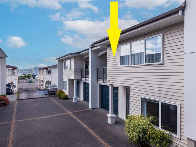 Gated Living Just Moments from Town and Beaches