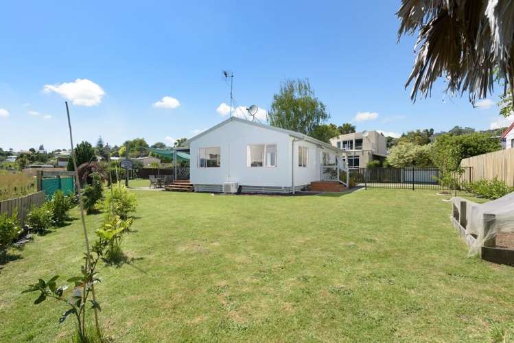 4 Solomon Street Brookfield_9