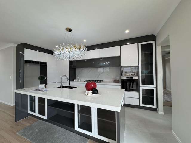 10 Knockanara Road Flat Bush_2