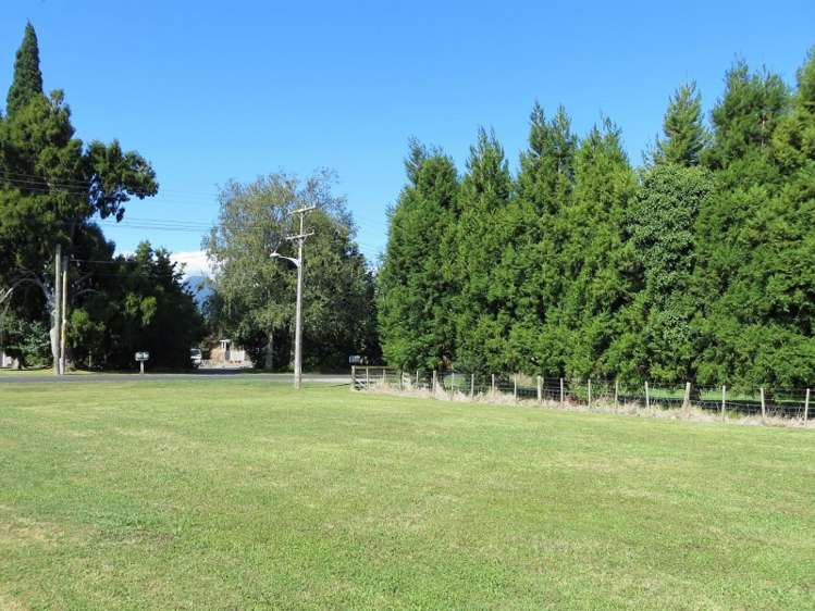 16 First Avenue Waihou_1