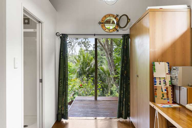 193 Godley Road Titirangi_26