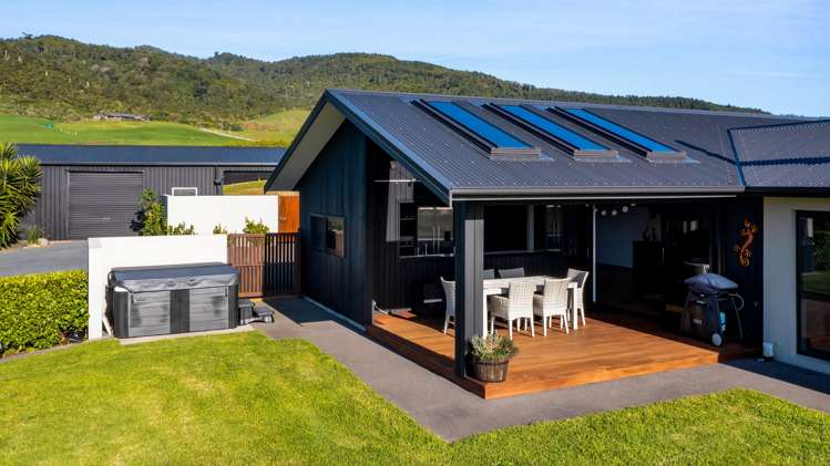 1351 South Road Kaitake_5