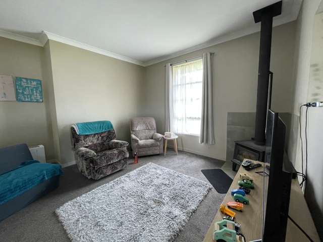 8 Denmark Street Dannevirke_4