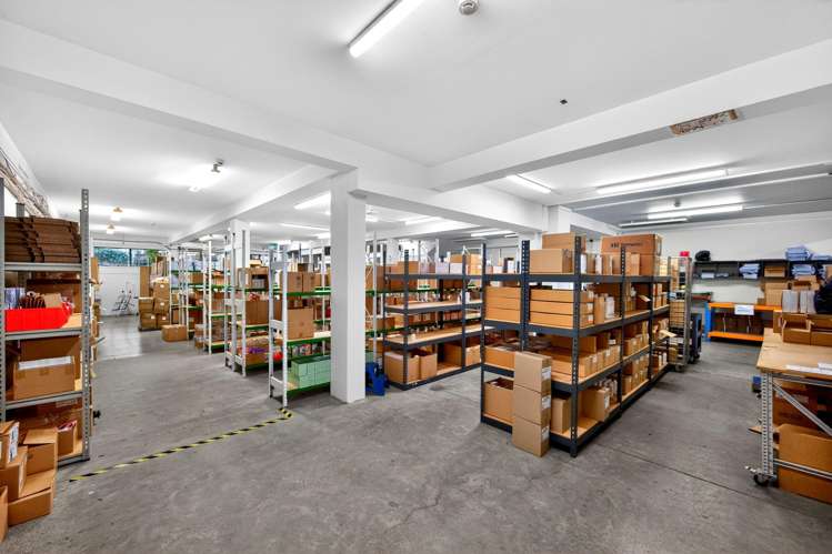 Units 6 and 19/49 Sainsbury Road Mt Albert_11