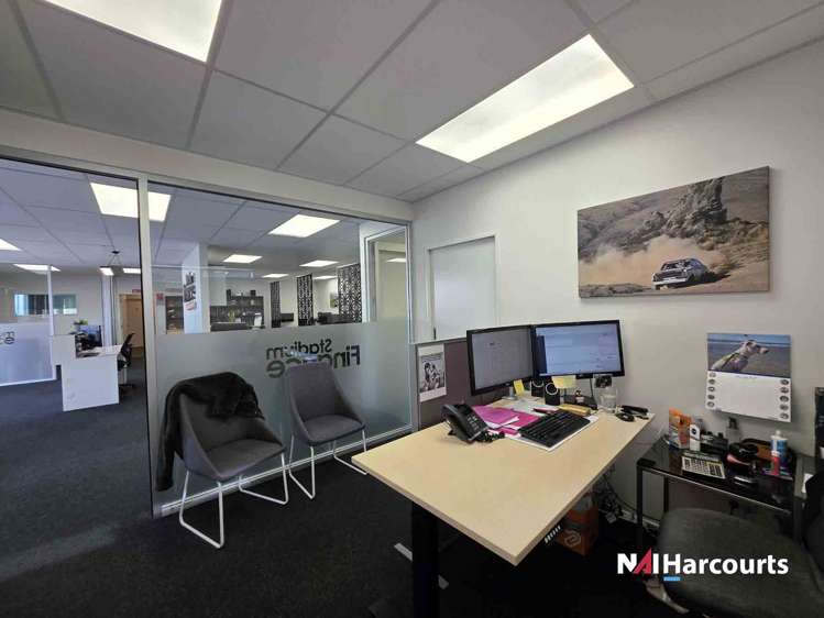 206 Ferry Road Waltham_32