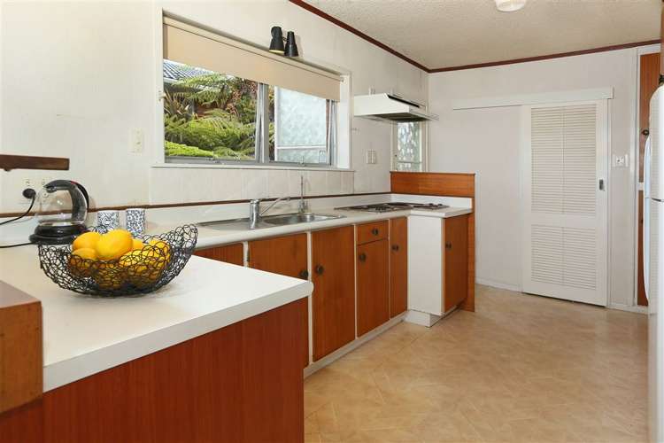 9 Eyre Street Henderson_7