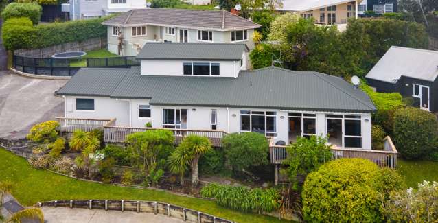 2/87a Kowhai Road Mairangi Bay_2