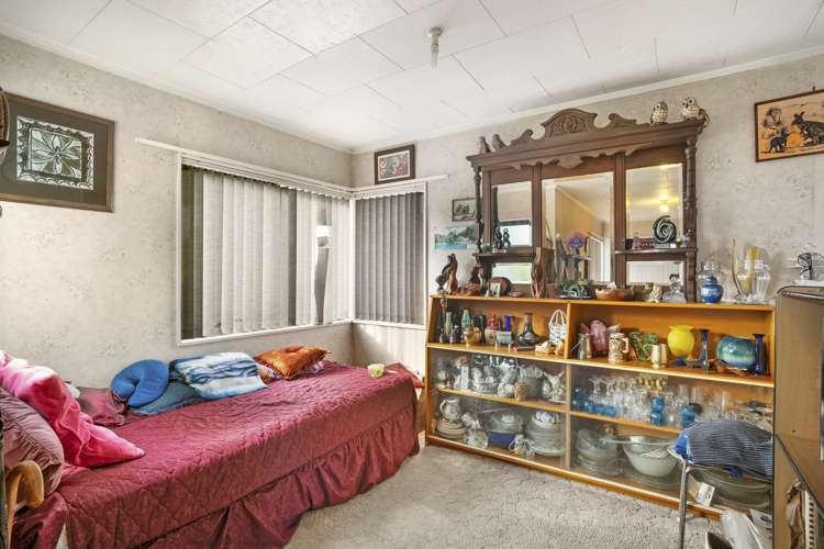 2/7 Rewarewa Road Te Atatu Peninsula_5