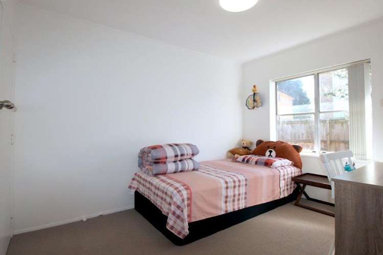 2/44 Moore Street Howick_7