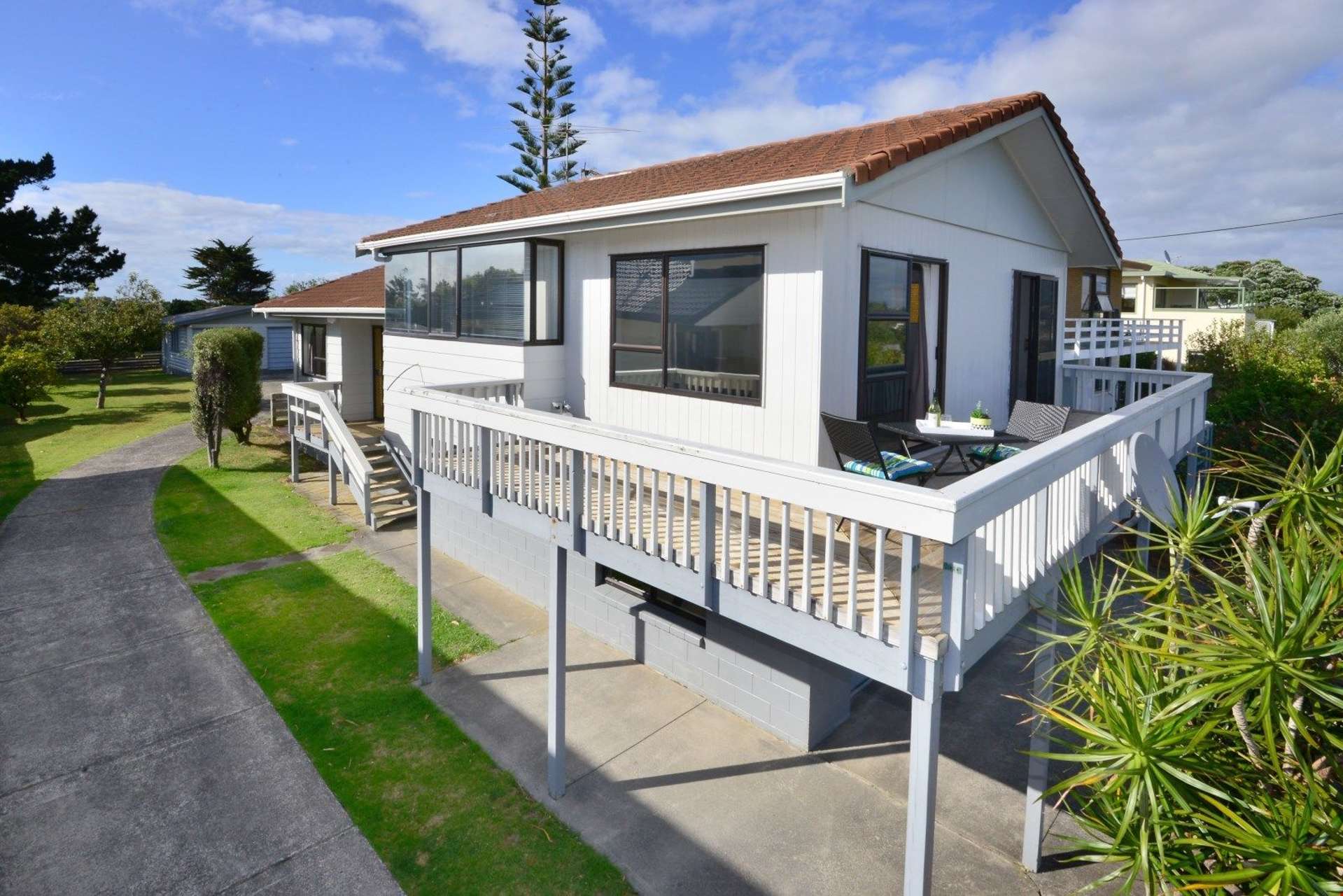 1347 Whangaparaoa Road Army Bay_0