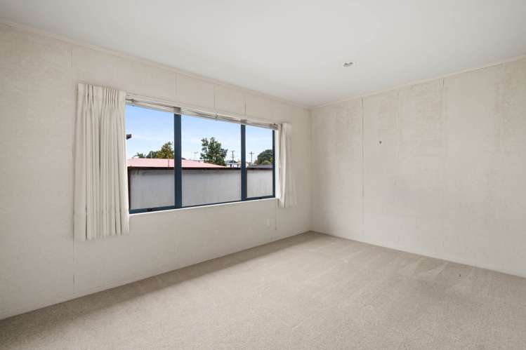2 Pemberton Way Greerton_4