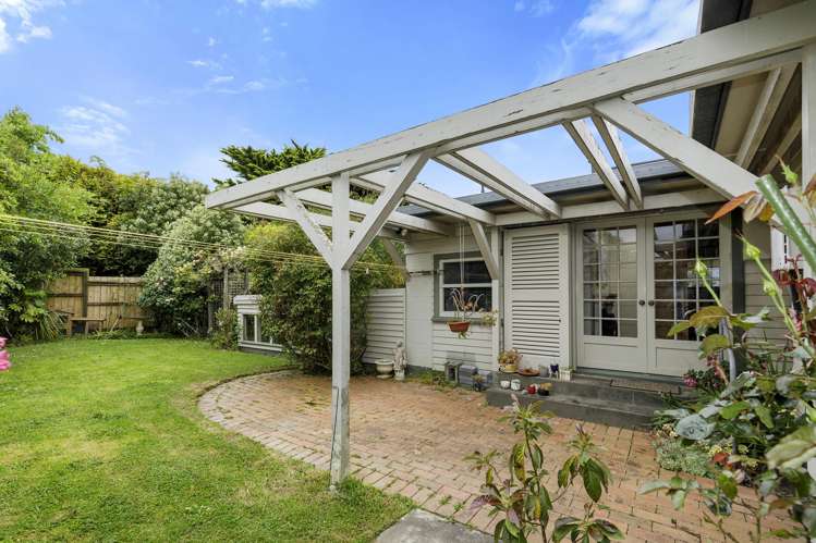 29 Bedford Grove Kelson_19