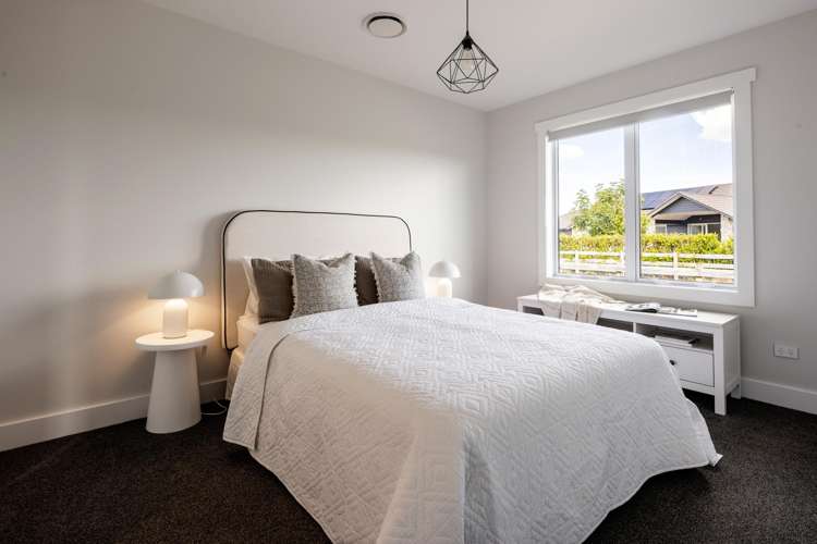 45 Alan Livingston Drive Cambridge_38