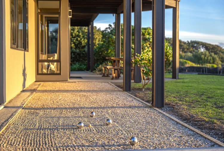 8 Beachview Grove Peka Peka_27