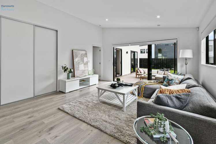 215 Victoria Street West Pukekohe_9