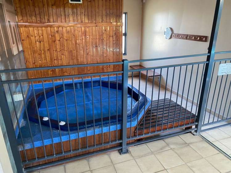 147 Hussey Road Northwood_29