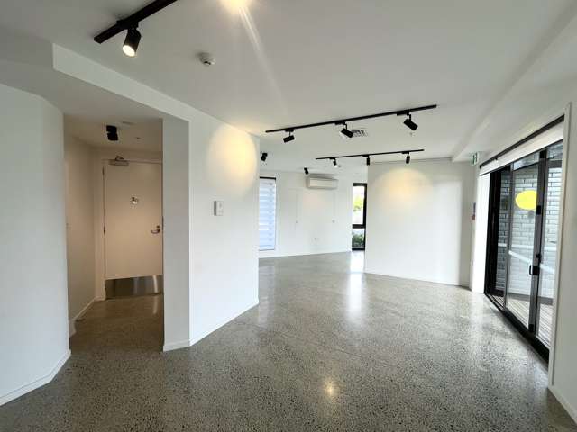 G07/845 New North Road Mt Albert_3