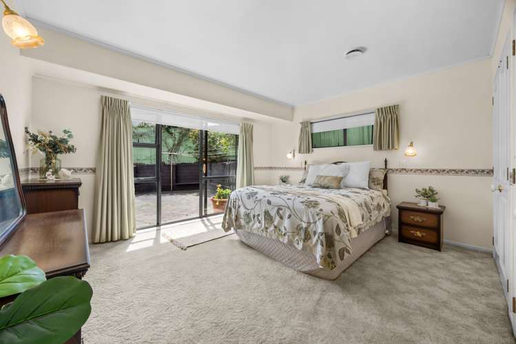 2/7 Waller Avenue Bucklands Beach_14