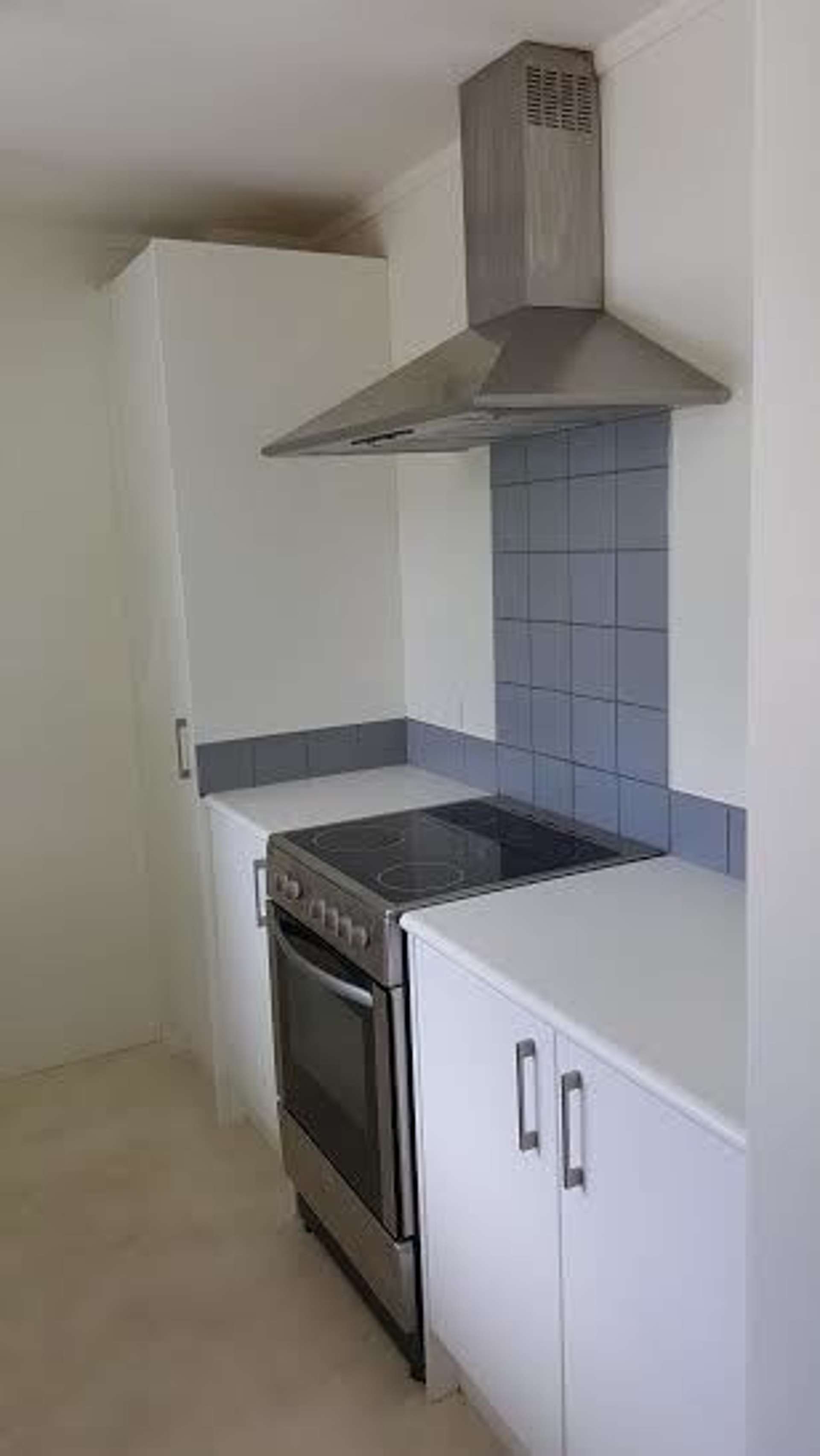 2/16b Tamahere Drive Glenfield_0