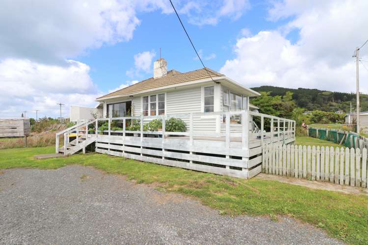 246b Marine Parade Bluff_0