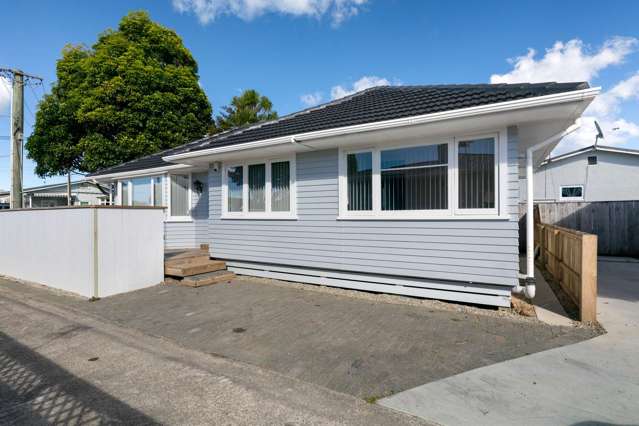 Entry-Level Charmer in Pt Chev - A Must View!