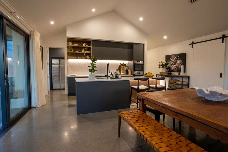 25 Mike Smith Drive Cambridge_13