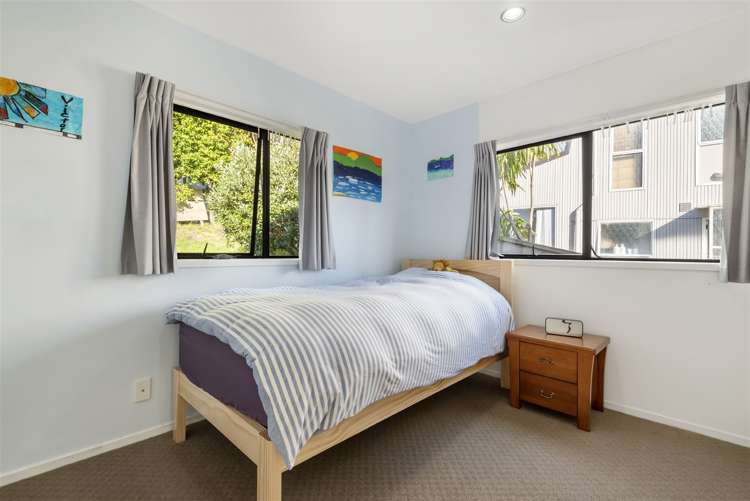 9 Honeysuckle Lane Mairangi Bay_14