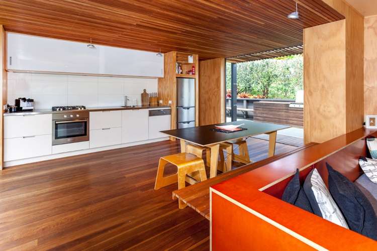 118 Onemana Drive Onemana_8