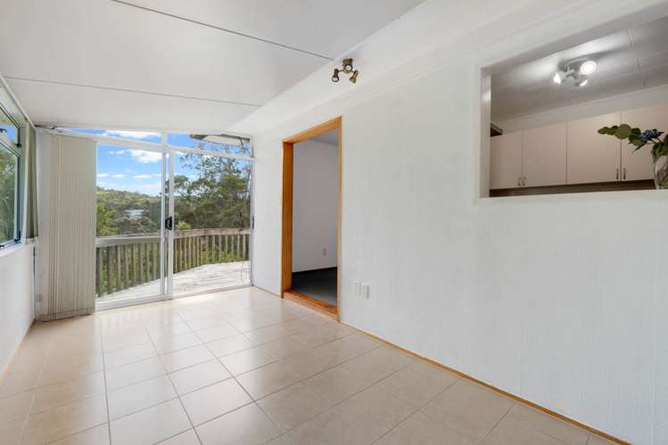 2/14 Spinella Drive Bayview_5