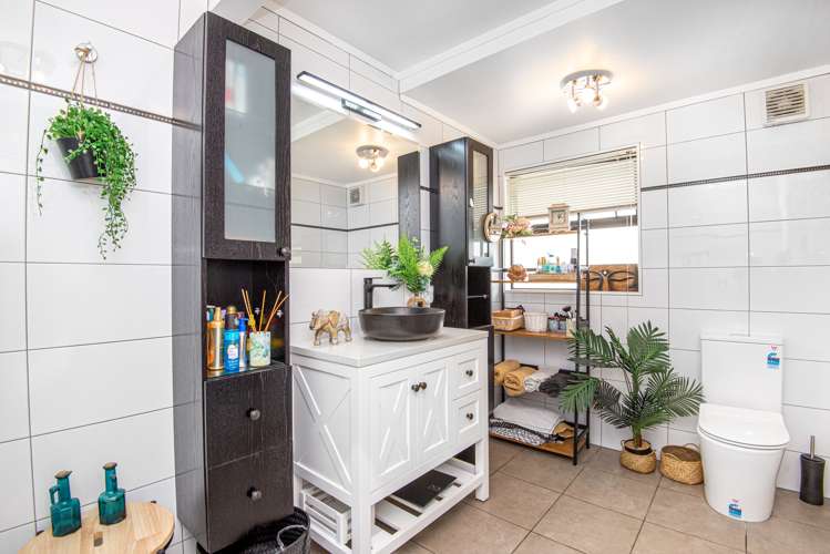 50 Molyneux Close Whitby_16