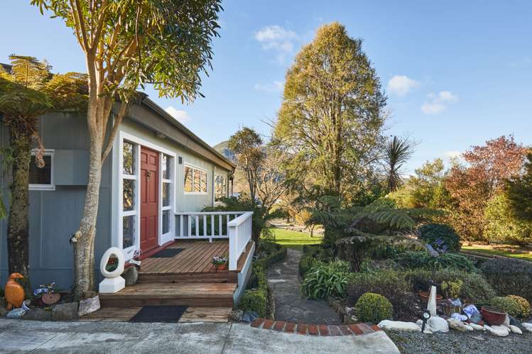 75 Te Hora Pa Road Havelock_17