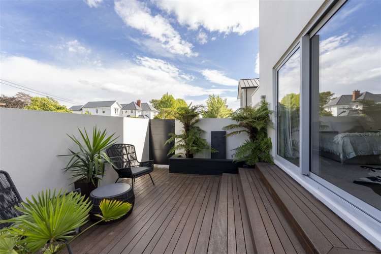 2 Jacksons Road Merivale_41