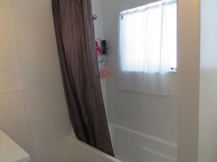 13 Dunlop Crescent Te Aroha_18