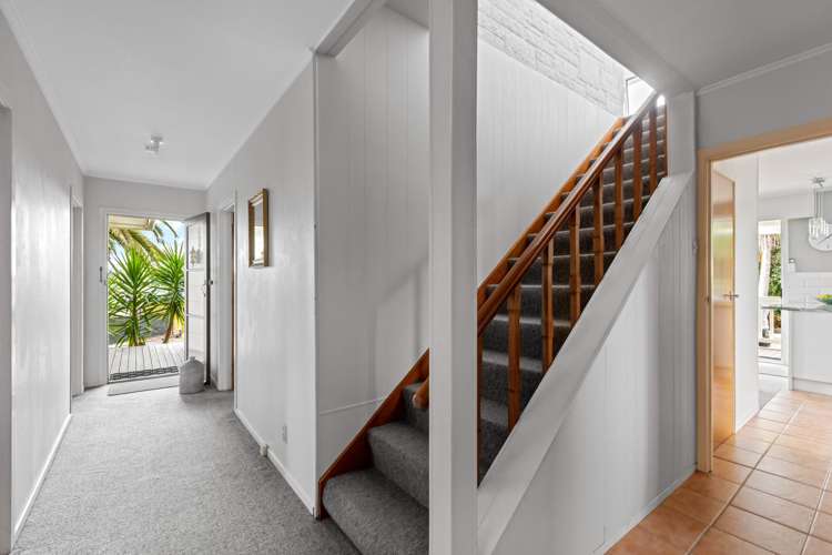 43 Rewarewa Road Te Atatu Peninsula_18