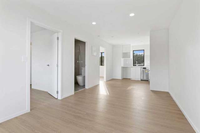 6/2 Blanc Road Silverdale_3