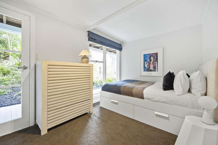 1-9 Deirdre Place Titirangi_17