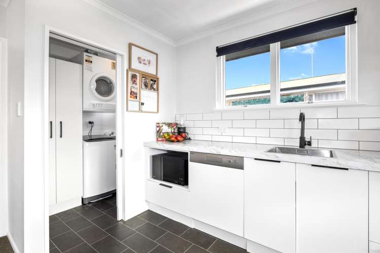 12 Rosanna Place Aranui_10