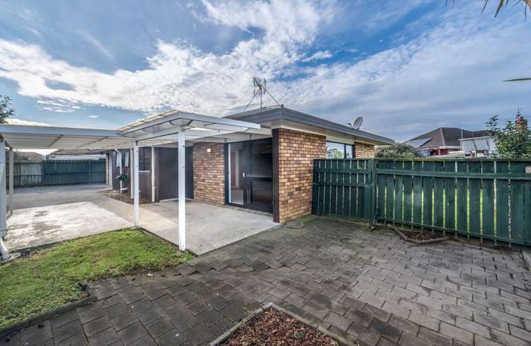 2/51 Birdwood Avenue Papatoetoe_13