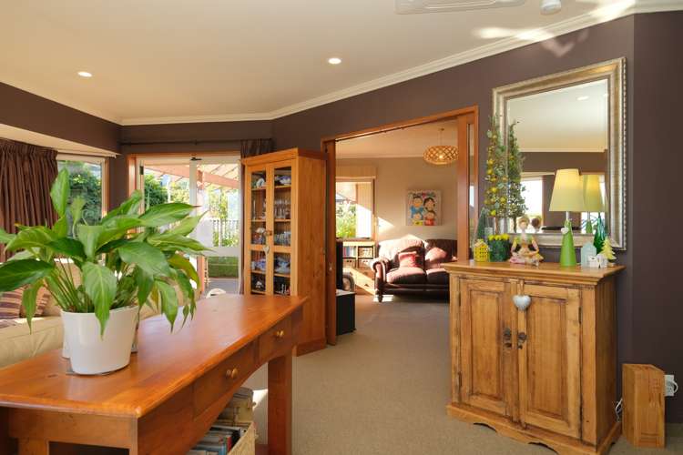 7 Gowan Close Shiel Hill_8